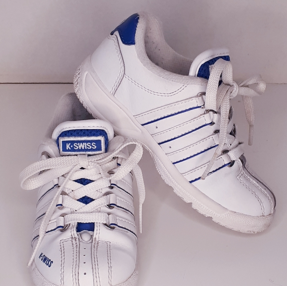 K-Swiss Twisted Tongue Technology Kids Unisex Sneakers Size 8
